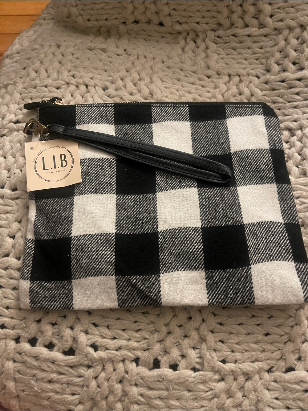 L.I.B new york Black & White Buffalo Check Wristlet NWT